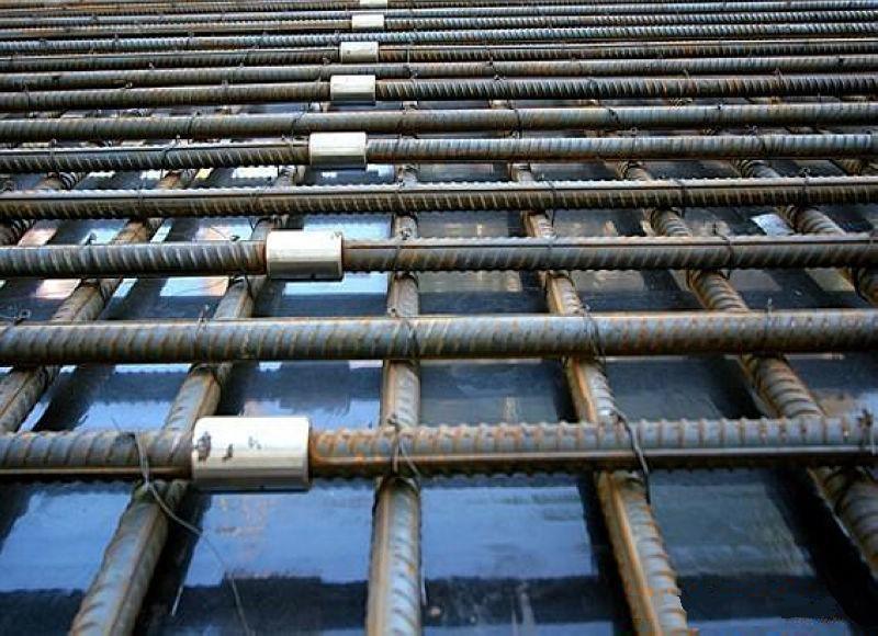 威海为什么建楼房时，要在钢筋上加一排小圆环？原来作用这么大